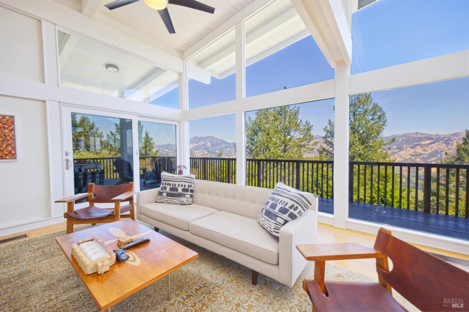 Detail Gallery Image 6 of 67 For 1755 Diamond Mountain Rd, Calistoga,  CA 94515 - 3 Beds | 3/1 Baths