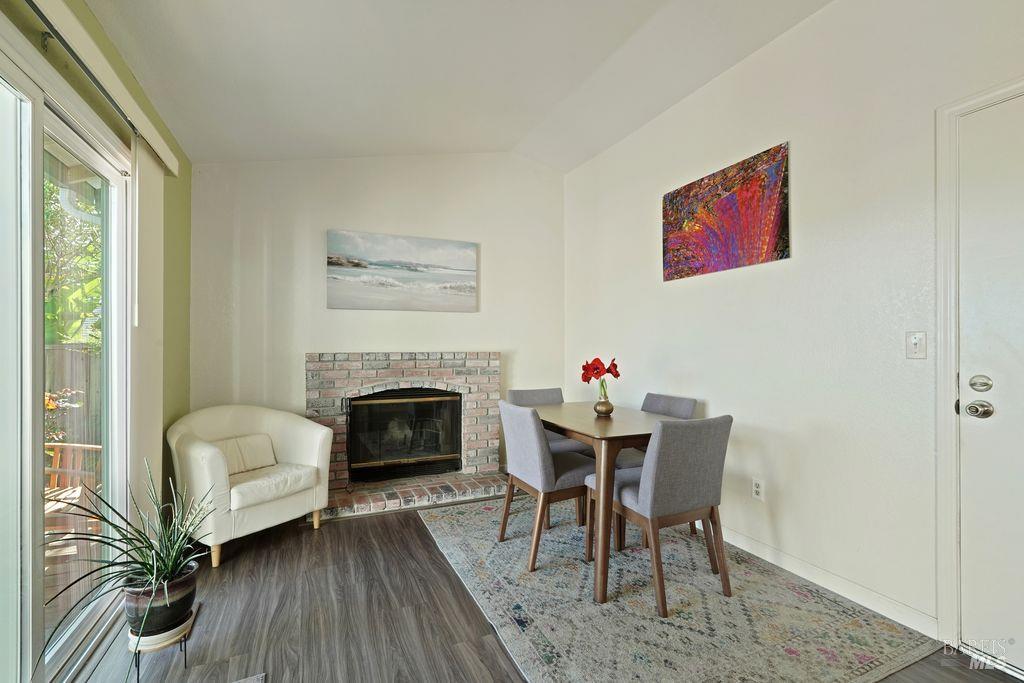 Detail Gallery Image 14 of 46 For 1000 Topsail Dr, Vallejo,  CA 94591 - 4 Beds | 2 Baths