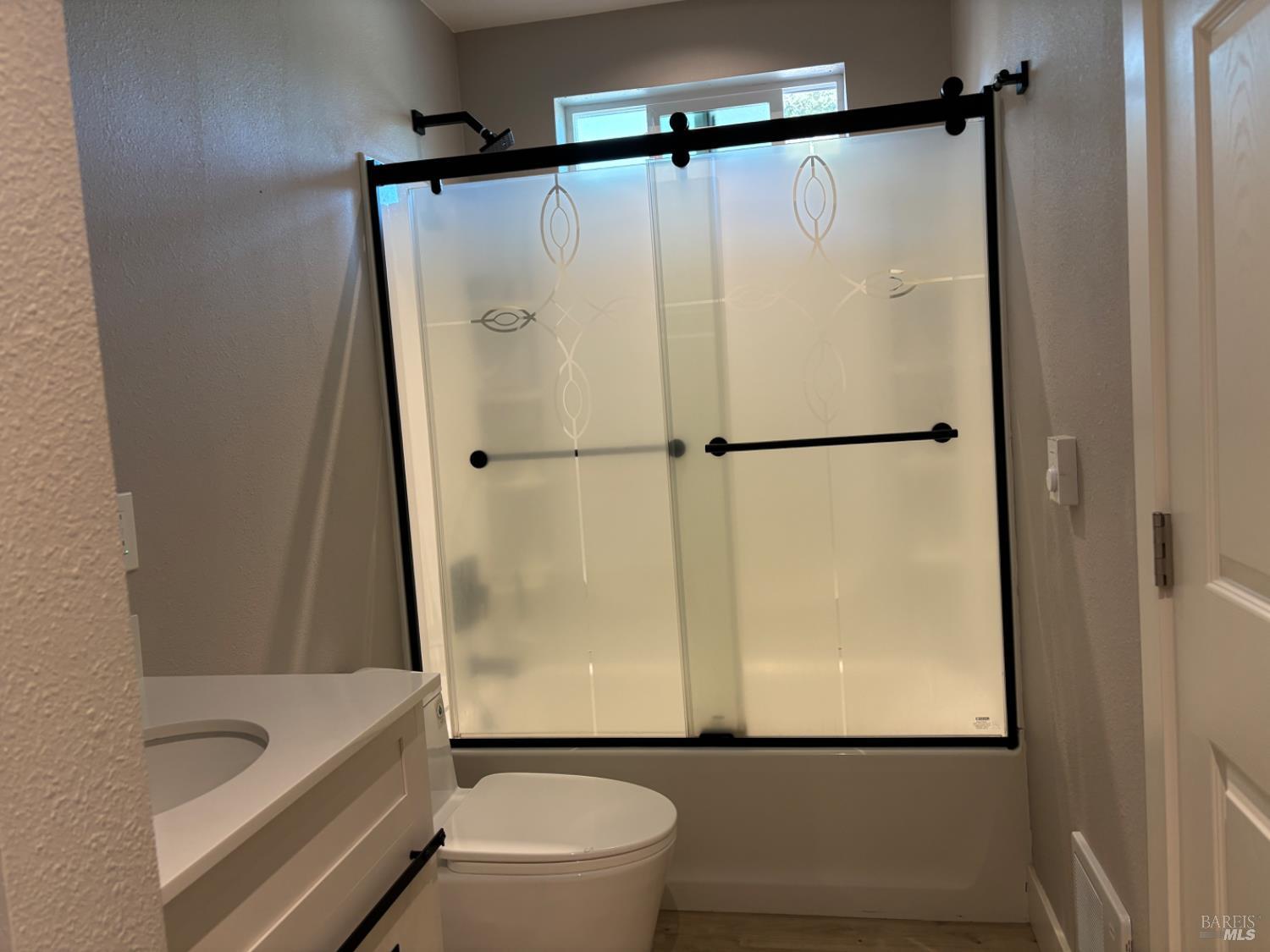 Detail Gallery Image 49 of 59 For 477 Orchard Ln, Penngrove,  CA 94951 - 5 Beds | 3 Baths