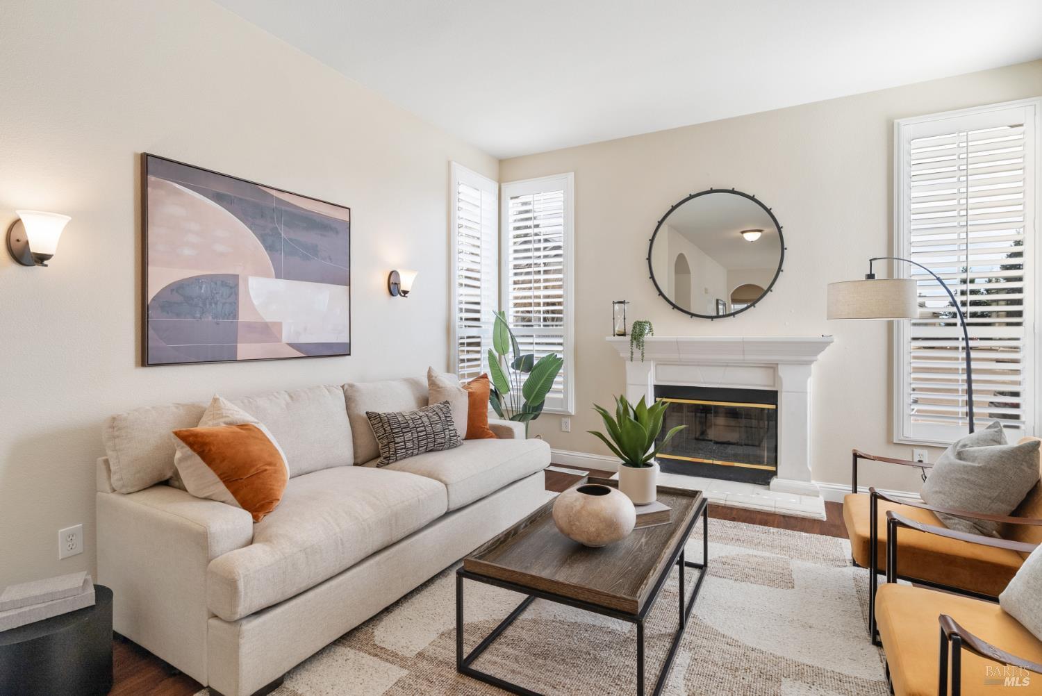 Detail Gallery Image 4 of 51 For 5783 Owl Light Ter, Santa Rosa,  CA 95409 - 4 Beds | 3 Baths