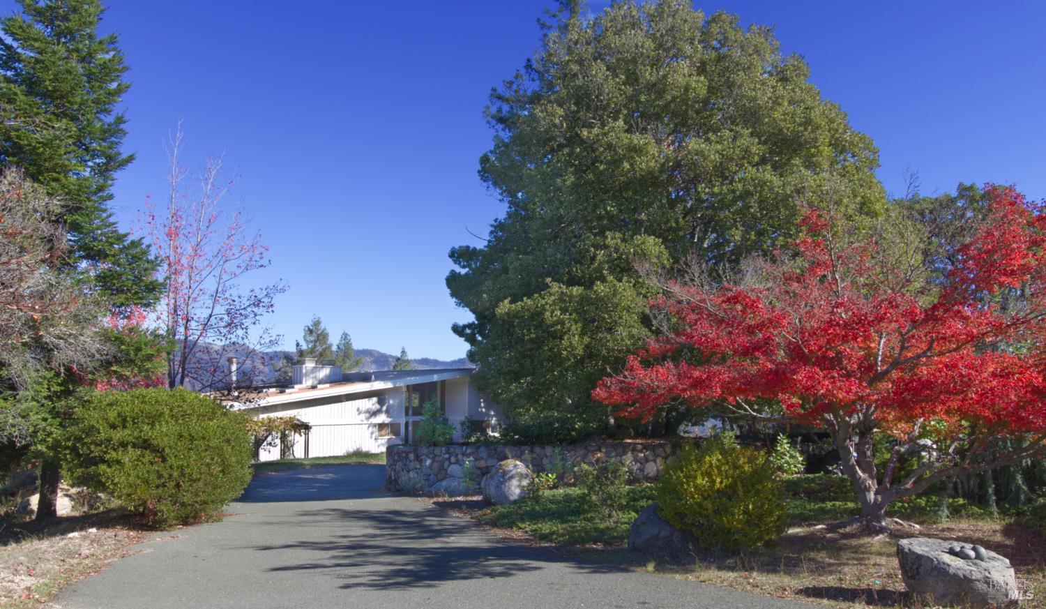 Detail Gallery Image 36 of 67 For 1755 Diamond Mountain Rd, Calistoga,  CA 94515 - 3 Beds | 3/1 Baths