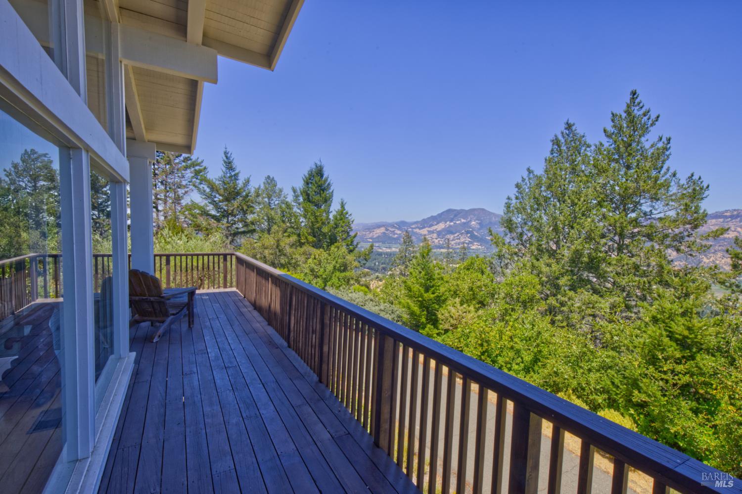 Detail Gallery Image 33 of 67 For 1755 Diamond Mountain Rd, Calistoga,  CA 94515 - 3 Beds | 3/1 Baths