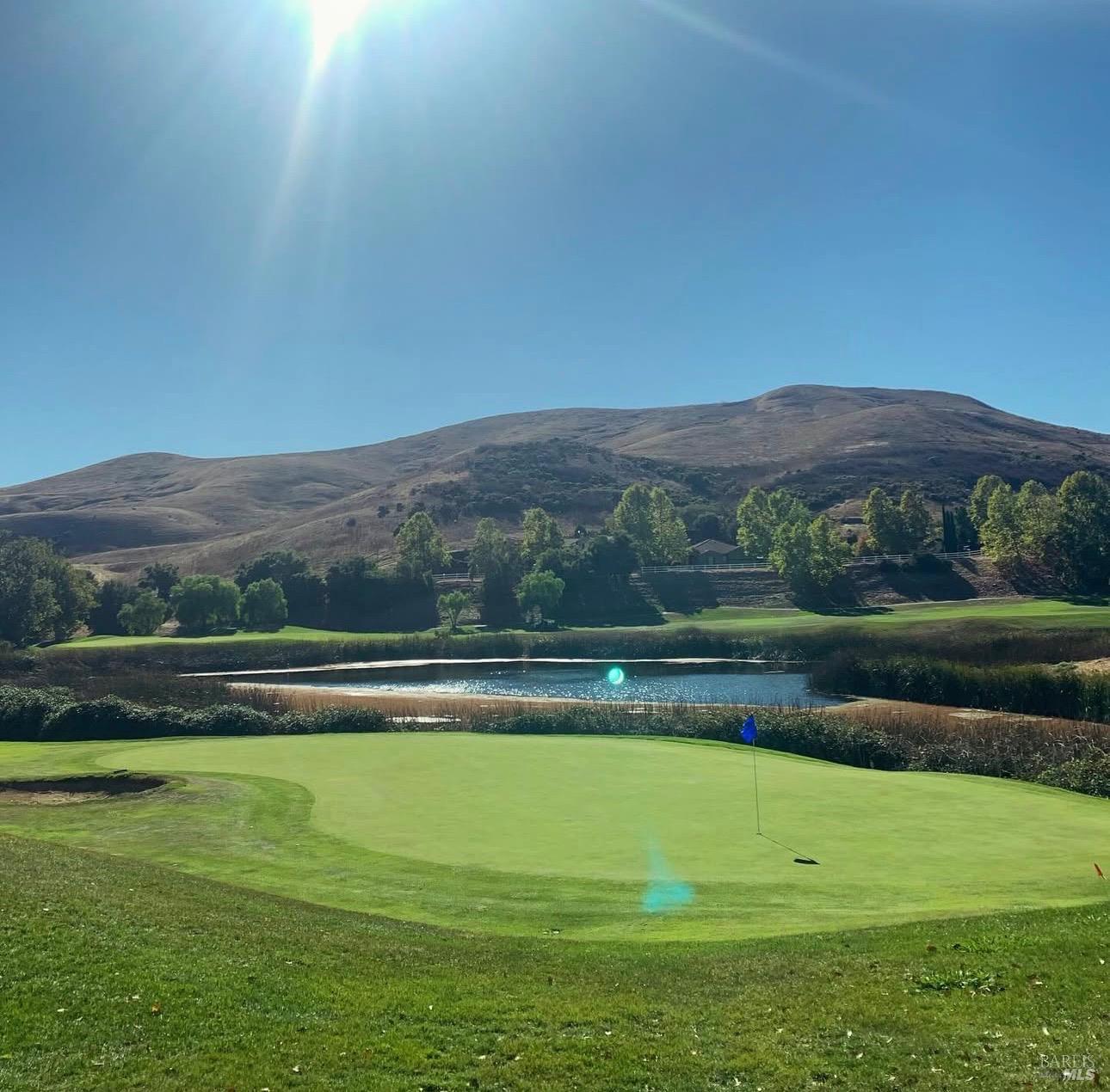 Detail Gallery Image 44 of 57 For 7280 Willow Creek Cir, Vallejo,  CA 94591 - 4 Beds | 2/1 Baths