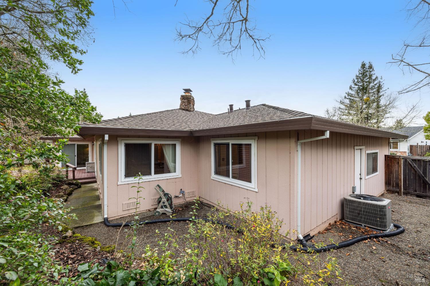 Detail Gallery Image 50 of 55 For 4746 Tarton Dr, Santa Rosa,  CA 95405 - 2 Beds | 2 Baths