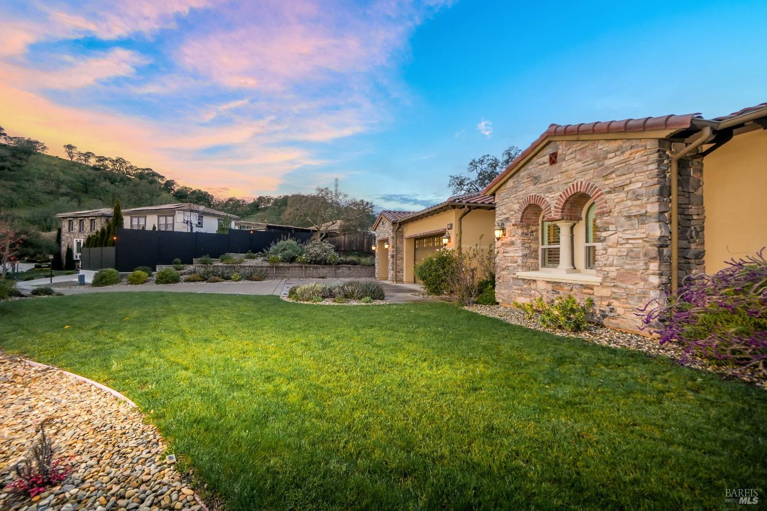 Detail Gallery Image 72 of 81 For 5335 Boulder Ridge Ct, Fairfield,  CA 94534 - 4 Beds | 3/1 Baths