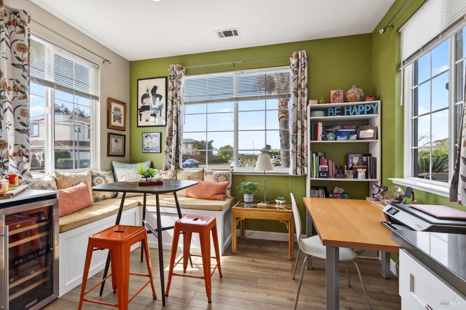 Detail Gallery Image 15 of 55 For 552 Cattail Ct, American Canyon,  CA 94503 - 4 Beds | 2 Baths