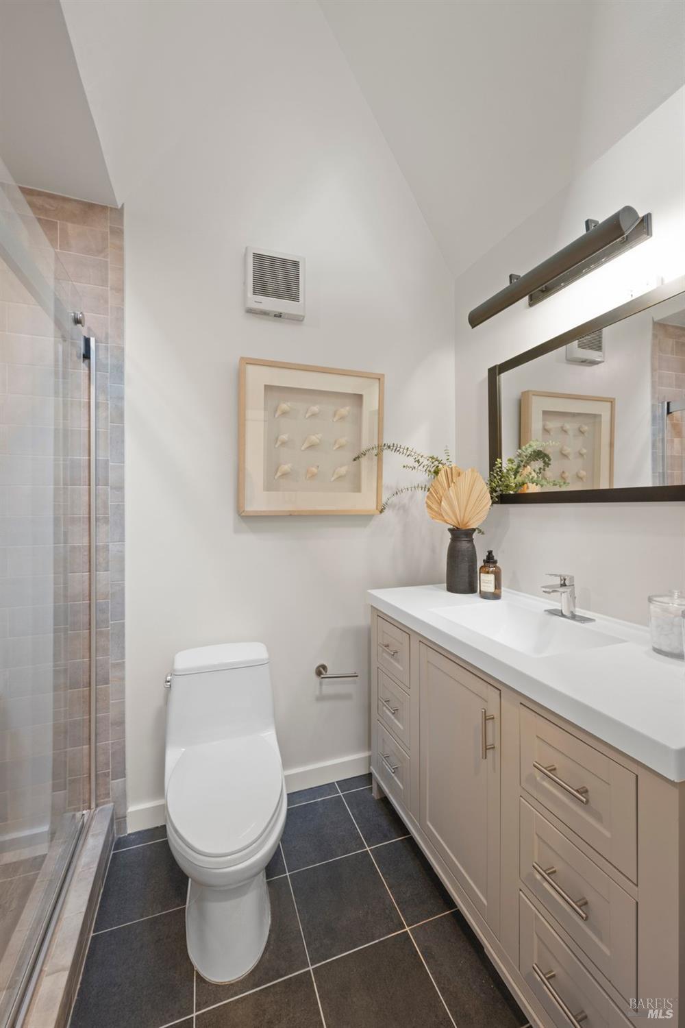 Detail Gallery Image 39 of 63 For 410 Monte Vista Ave, Mill Valley,  CA 94941 - 5 Beds | 3 Baths