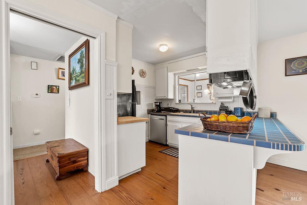 Detail Gallery Image 36 of 49 For 2336 Greenbriar Way, Santa Rosa,  CA 95409 - 3 Beds | 2 Baths