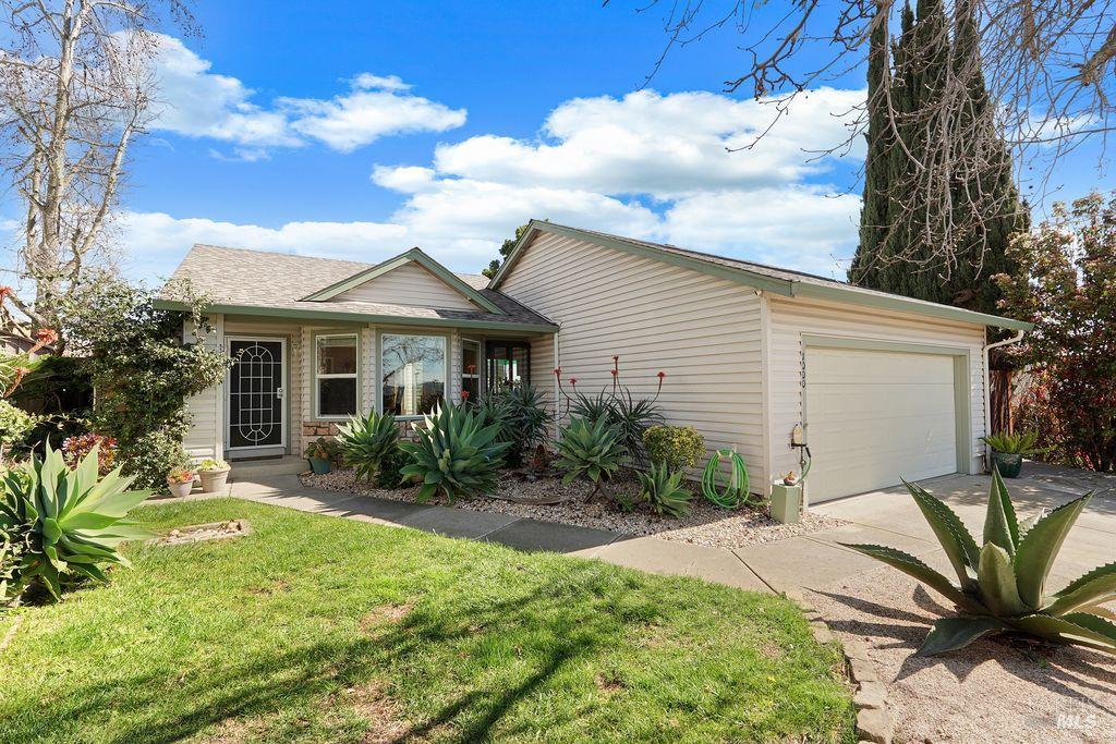 Detail Gallery Image 2 of 46 For 1000 Topsail Dr, Vallejo,  CA 94591 - 4 Beds | 2 Baths