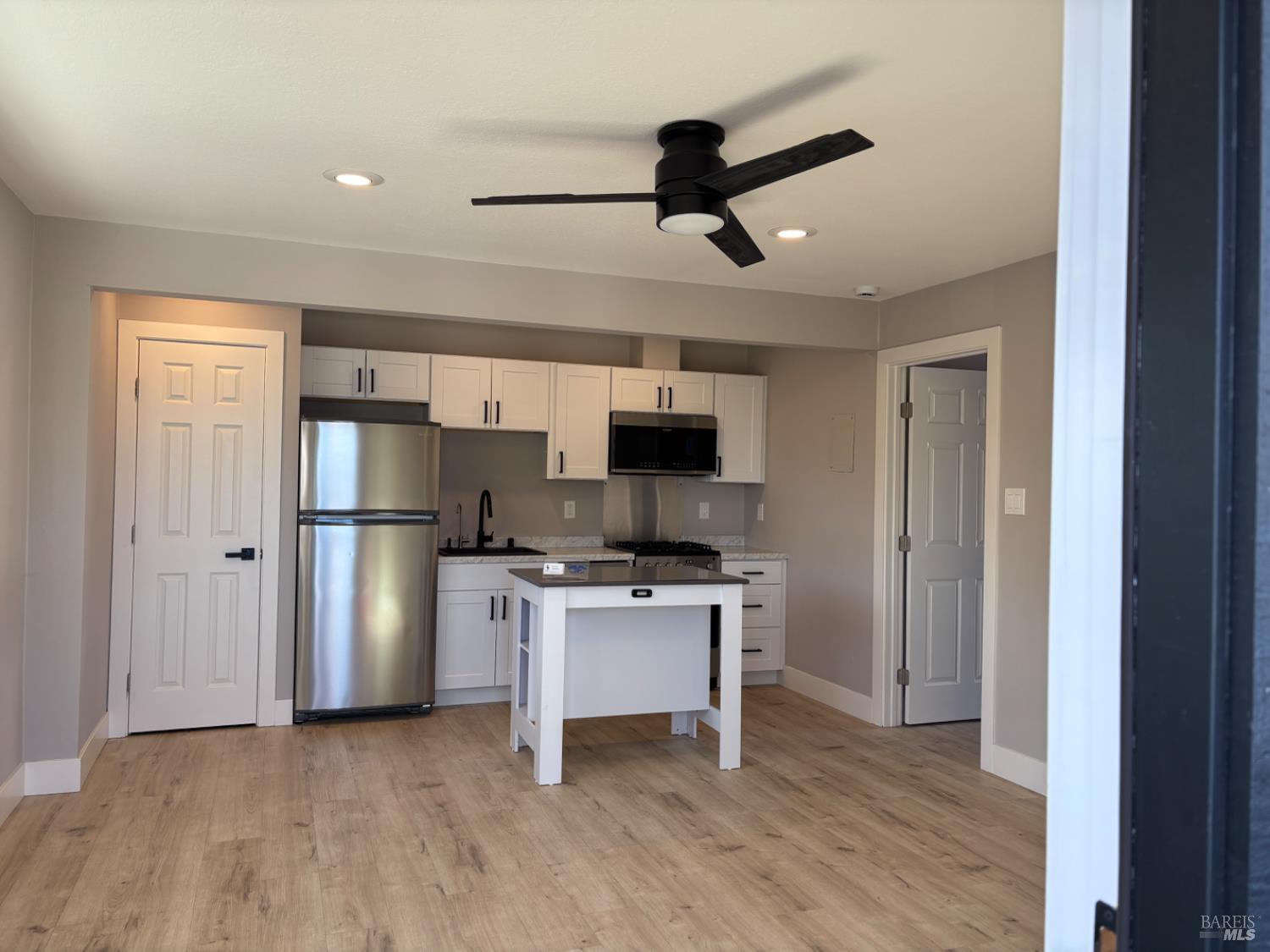 Detail Gallery Image 44 of 59 For 477 Orchard Ln, Penngrove,  CA 94951 - 5 Beds | 3 Baths