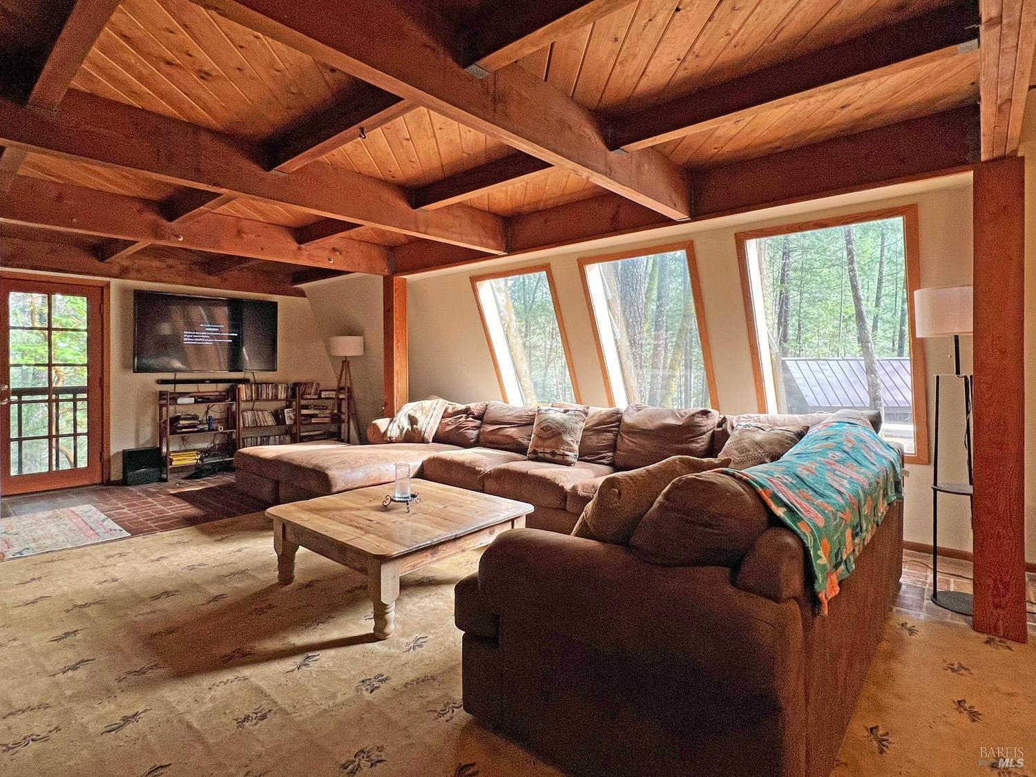 Detail Gallery Image 8 of 38 For 4311 Forest Hill Dr, Potter Valley,  CA 95469 - 2 Beds | 1 Baths