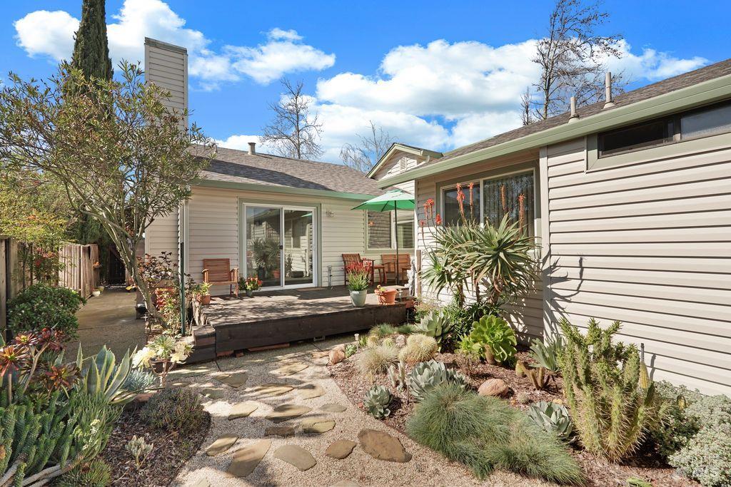 Detail Gallery Image 34 of 46 For 1000 Topsail Dr, Vallejo,  CA 94591 - 4 Beds | 2 Baths