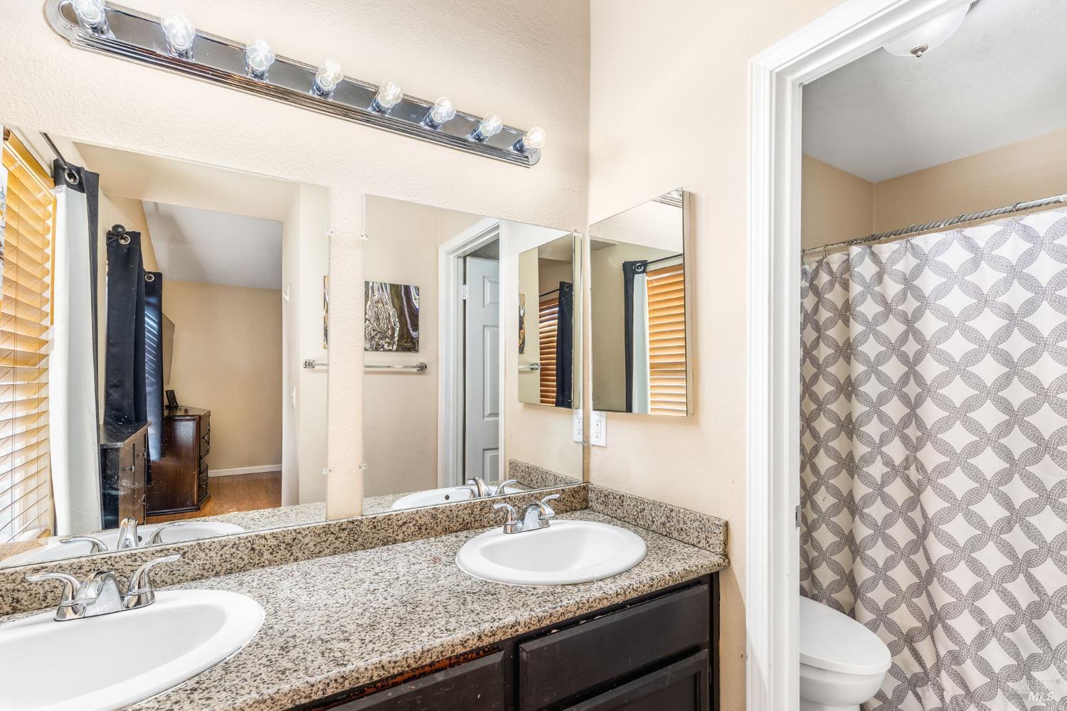 Detail Gallery Image 24 of 34 For 1695 Marenda Dr, Dixon,  CA 95620 - 3 Beds | 2 Baths