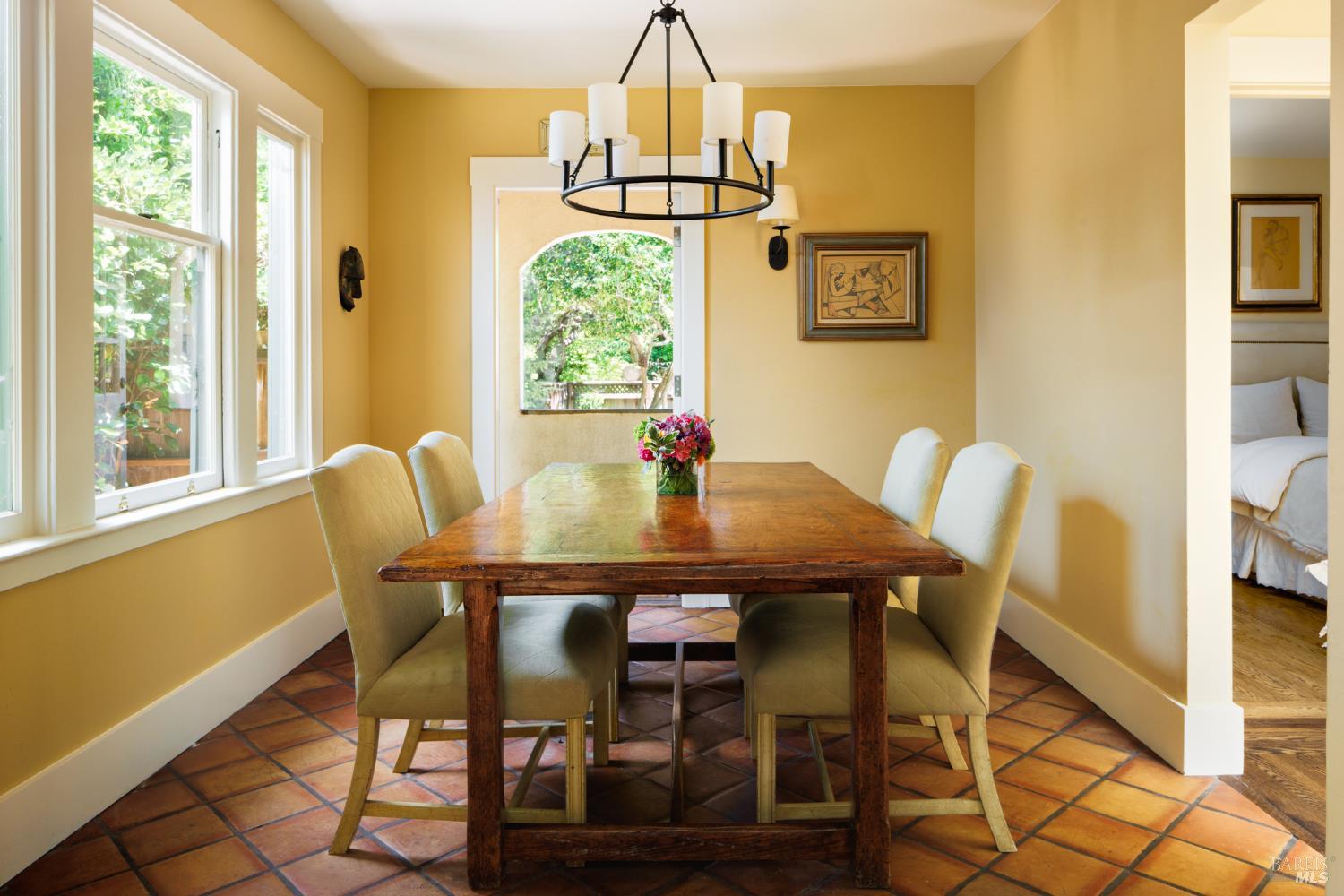 Detail Gallery Image 12 of 34 For 177 Miller Ave, Mill Valley,  CA 94941 - 2 Beds | 2 Baths