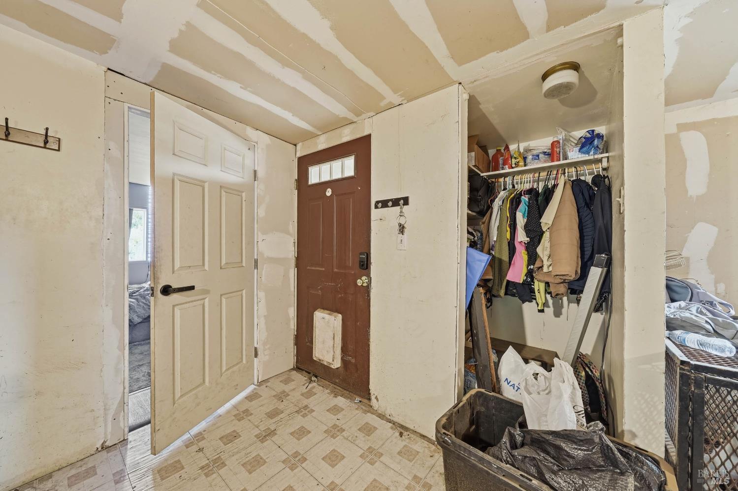 Detail Gallery Image 12 of 30 For 3393 Green Ave, Clearlake,  CA 95422 - 3 Beds | 2 Baths