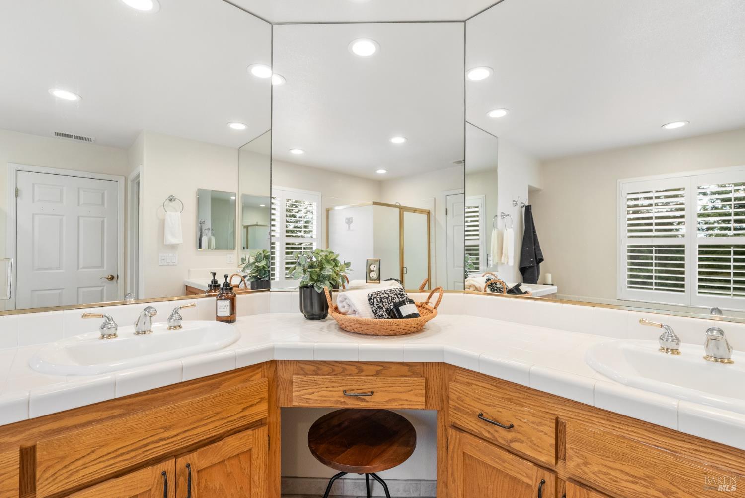 Detail Gallery Image 37 of 51 For 5783 Owl Light Ter, Santa Rosa,  CA 95409 - 4 Beds | 3 Baths