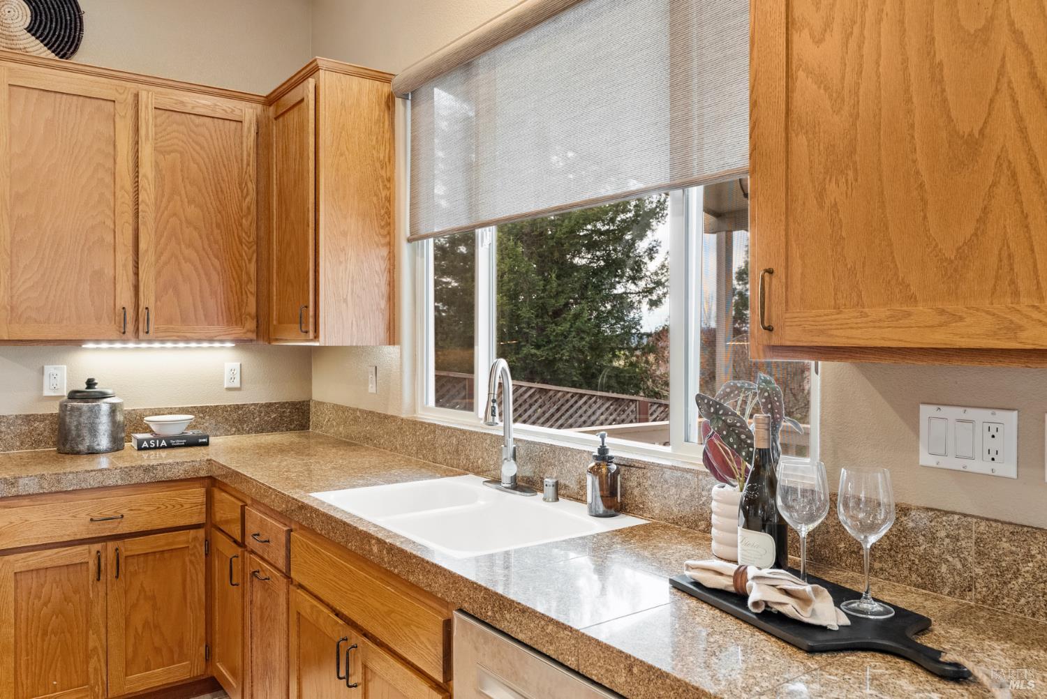 Detail Gallery Image 17 of 51 For 5783 Owl Light Ter, Santa Rosa,  CA 95409 - 4 Beds | 3 Baths