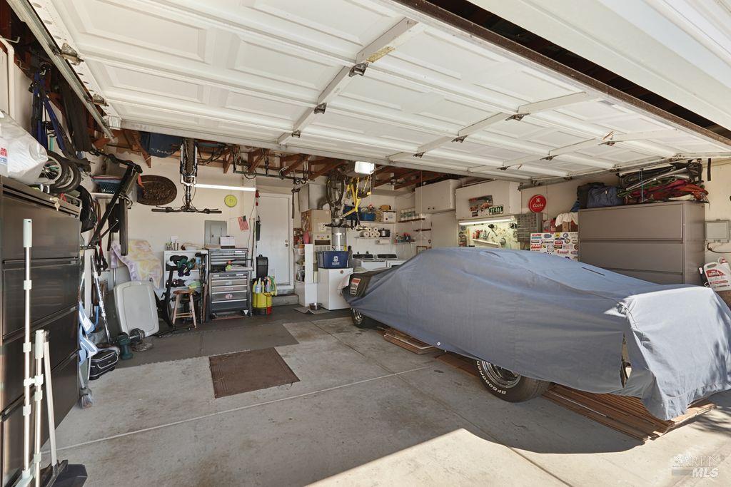 Detail Gallery Image 38 of 46 For 1000 Topsail Dr, Vallejo,  CA 94591 - 4 Beds | 2 Baths