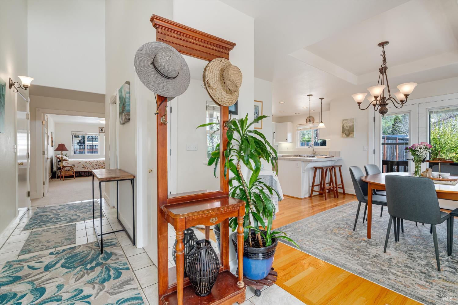 Detail Gallery Image 9 of 30 For 1911 Emerald Dr, Calistoga,  CA 94515 - 3 Beds | 2 Baths