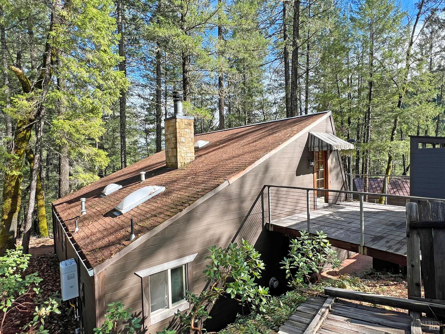 Detail Gallery Image 2 of 38 For 4311 Forest Hill Dr, Potter Valley,  CA 95469 - 2 Beds | 1 Baths