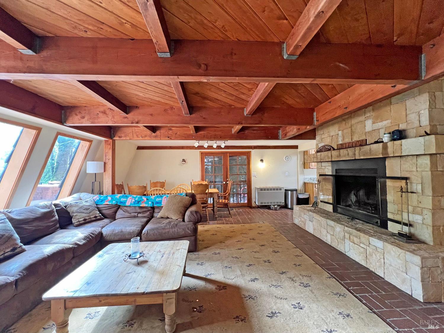 Detail Gallery Image 7 of 38 For 4311 Forest Hill Dr, Potter Valley,  CA 95469 - 2 Beds | 1 Baths