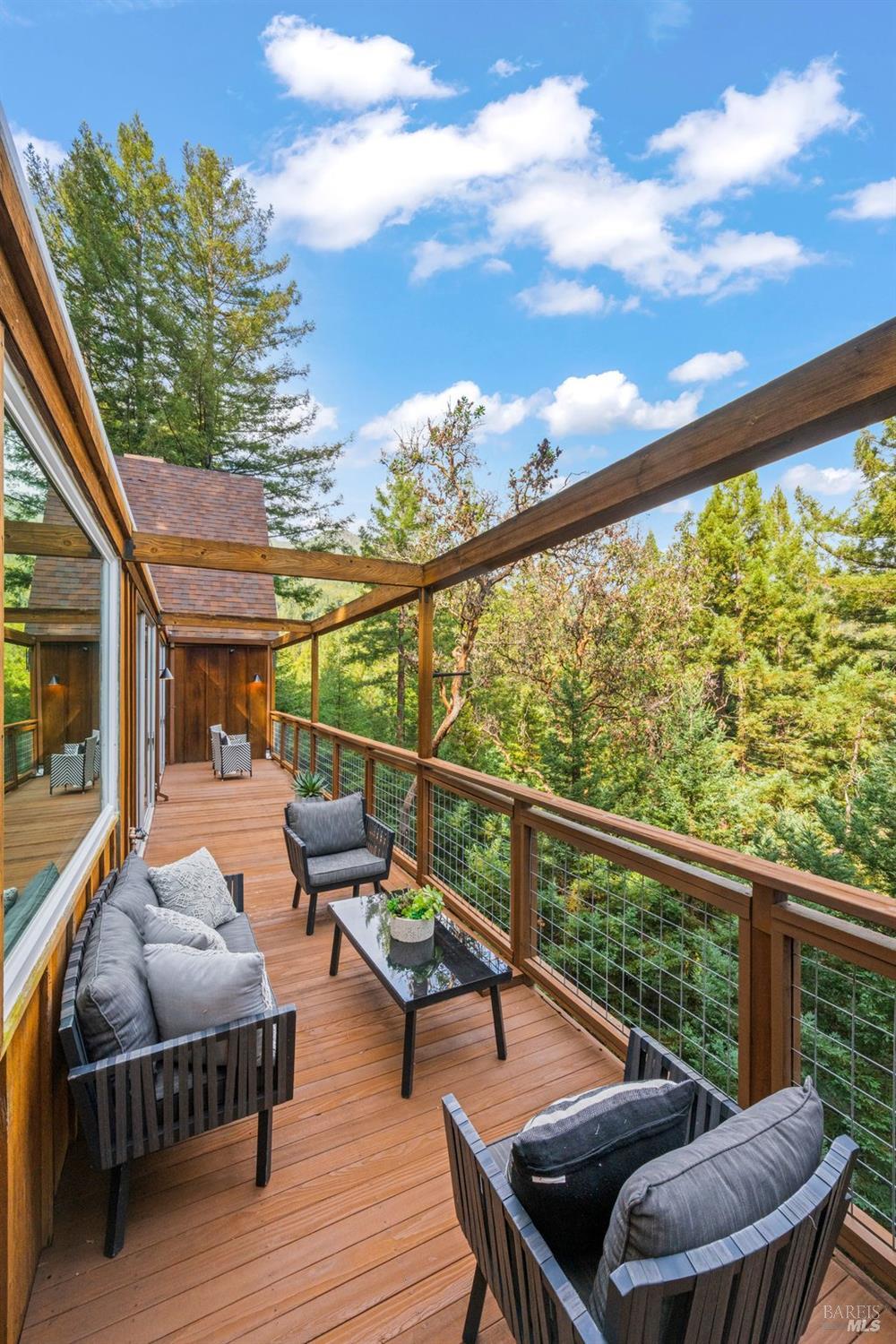 Detail Gallery Image 31 of 63 For 410 Monte Vista Ave, Mill Valley,  CA 94941 - 5 Beds | 3 Baths