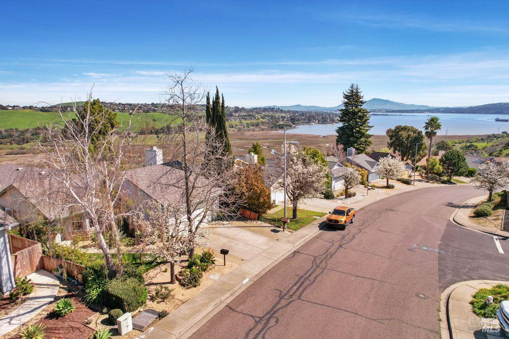 Detail Gallery Image 43 of 46 For 1000 Topsail Dr, Vallejo,  CA 94591 - 4 Beds | 2 Baths