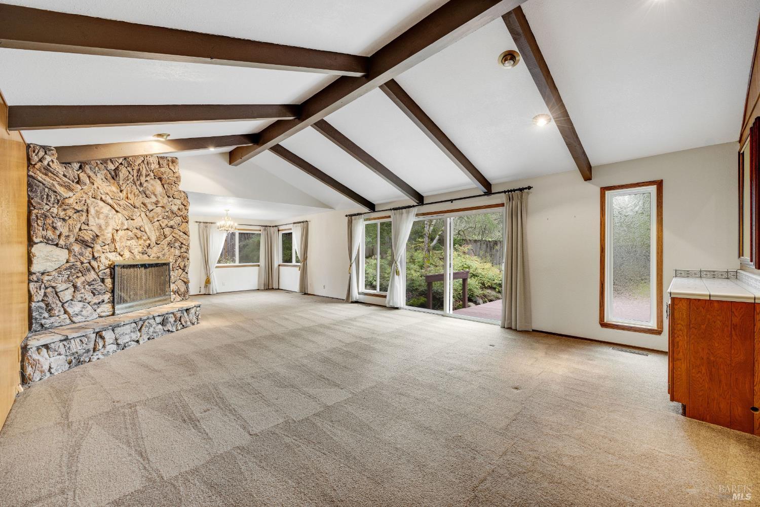 Detail Gallery Image 10 of 55 For 4746 Tarton Dr, Santa Rosa,  CA 95405 - 2 Beds | 2 Baths