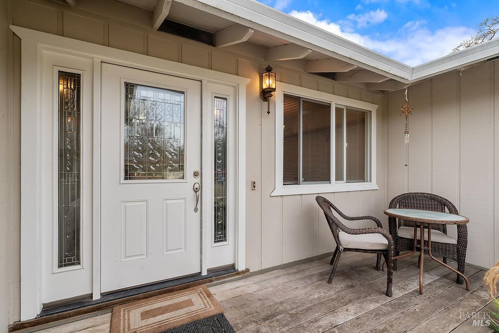 Detail Gallery Image 13 of 49 For 2336 Greenbriar Way, Santa Rosa,  CA 95409 - 3 Beds | 2 Baths