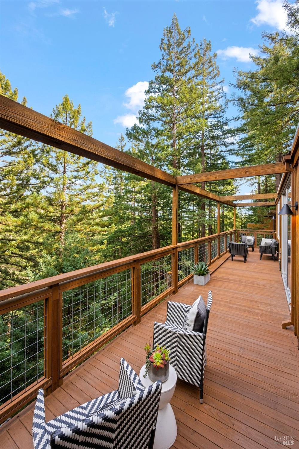 Detail Gallery Image 27 of 63 For 410 Monte Vista Ave, Mill Valley,  CA 94941 - 5 Beds | 3 Baths