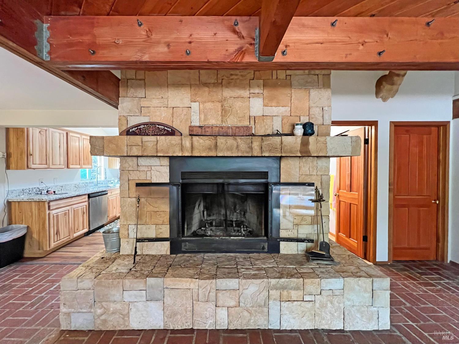 Detail Gallery Image 10 of 38 For 4311 Forest Hill Dr, Potter Valley,  CA 95469 - 2 Beds | 1 Baths