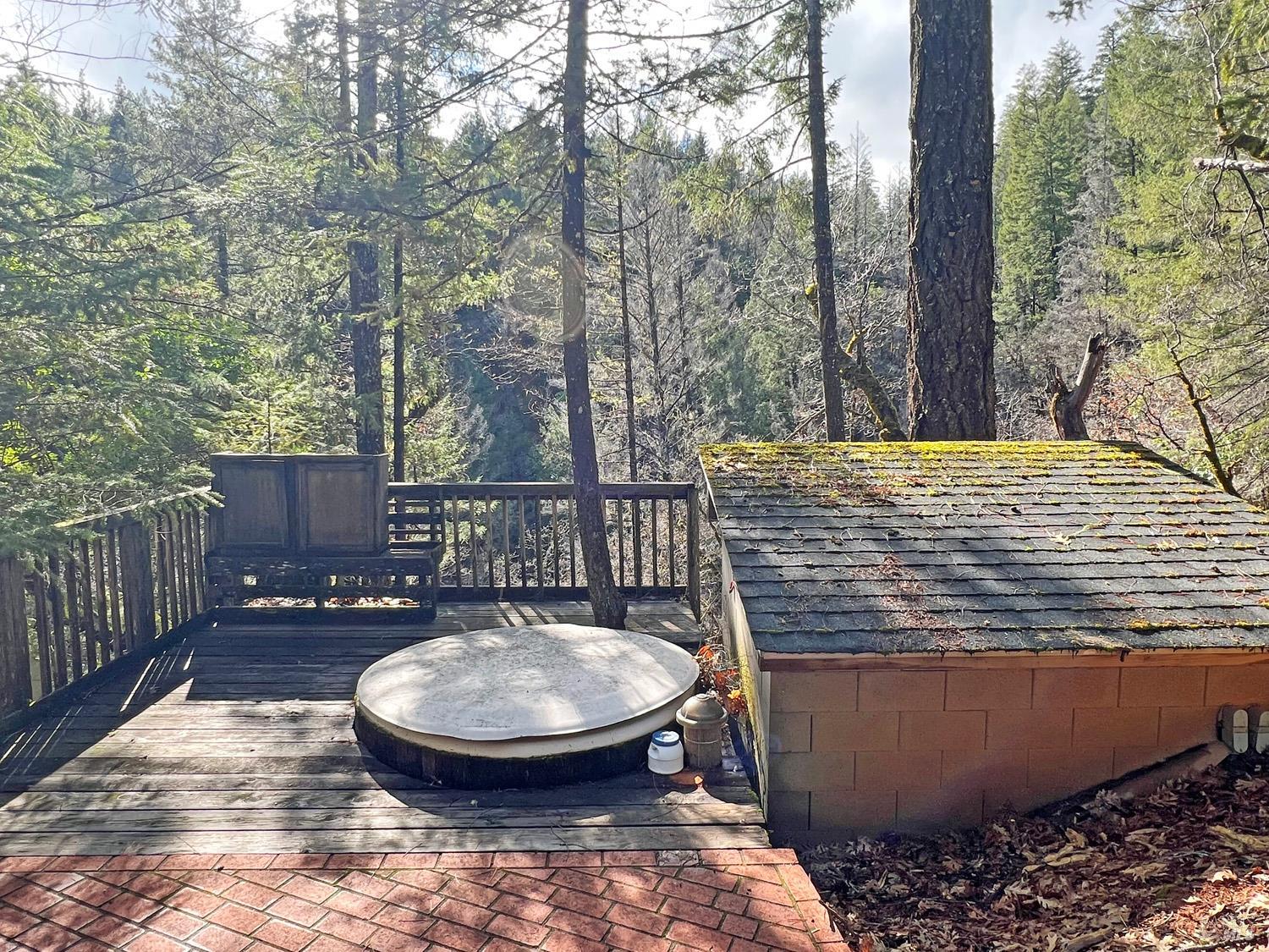 Detail Gallery Image 22 of 38 For 4311 Forest Hill Dr, Potter Valley,  CA 95469 - 2 Beds | 1 Baths