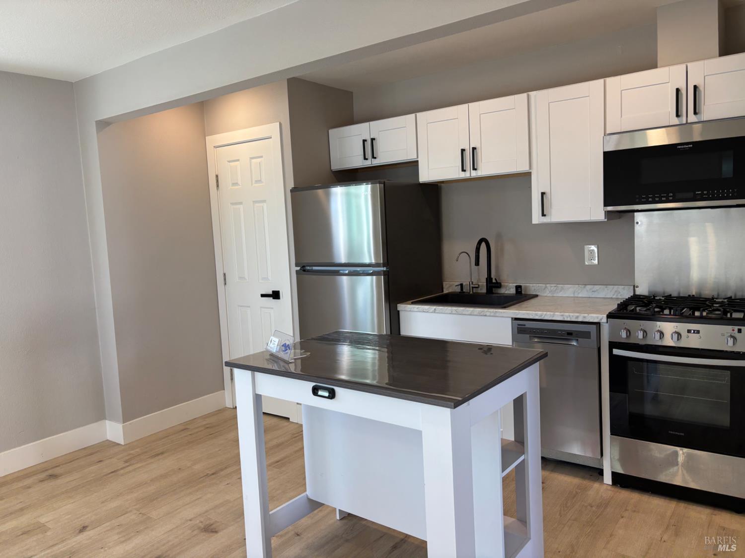 Detail Gallery Image 48 of 59 For 477 Orchard Ln, Penngrove,  CA 94951 - 5 Beds | 3 Baths