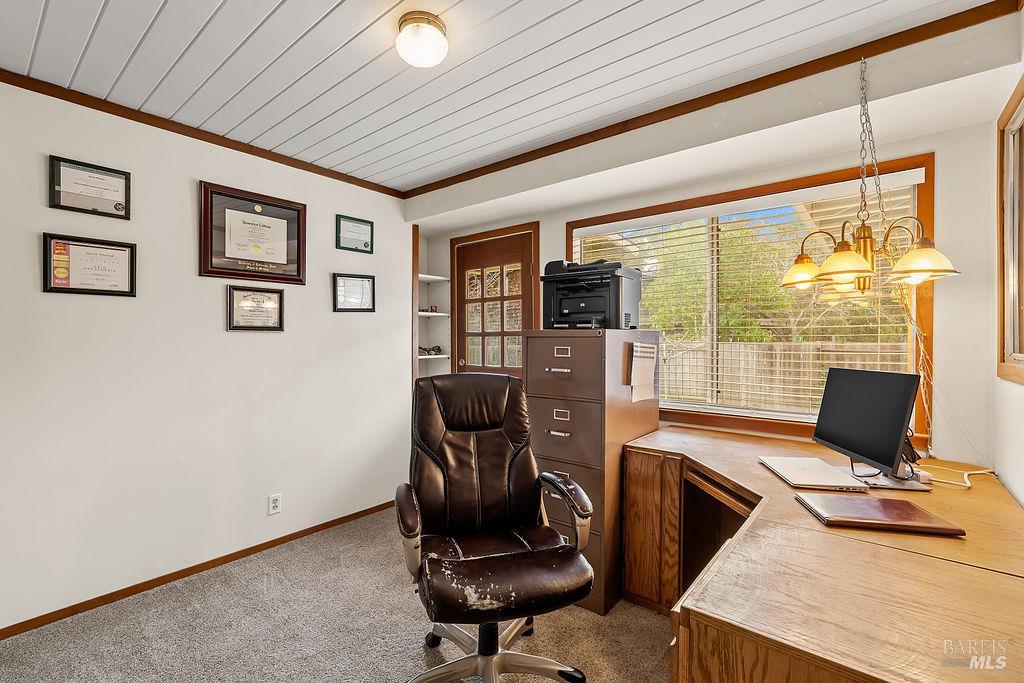 Detail Gallery Image 4 of 49 For 2336 Greenbriar Way, Santa Rosa,  CA 95409 - 3 Beds | 2 Baths