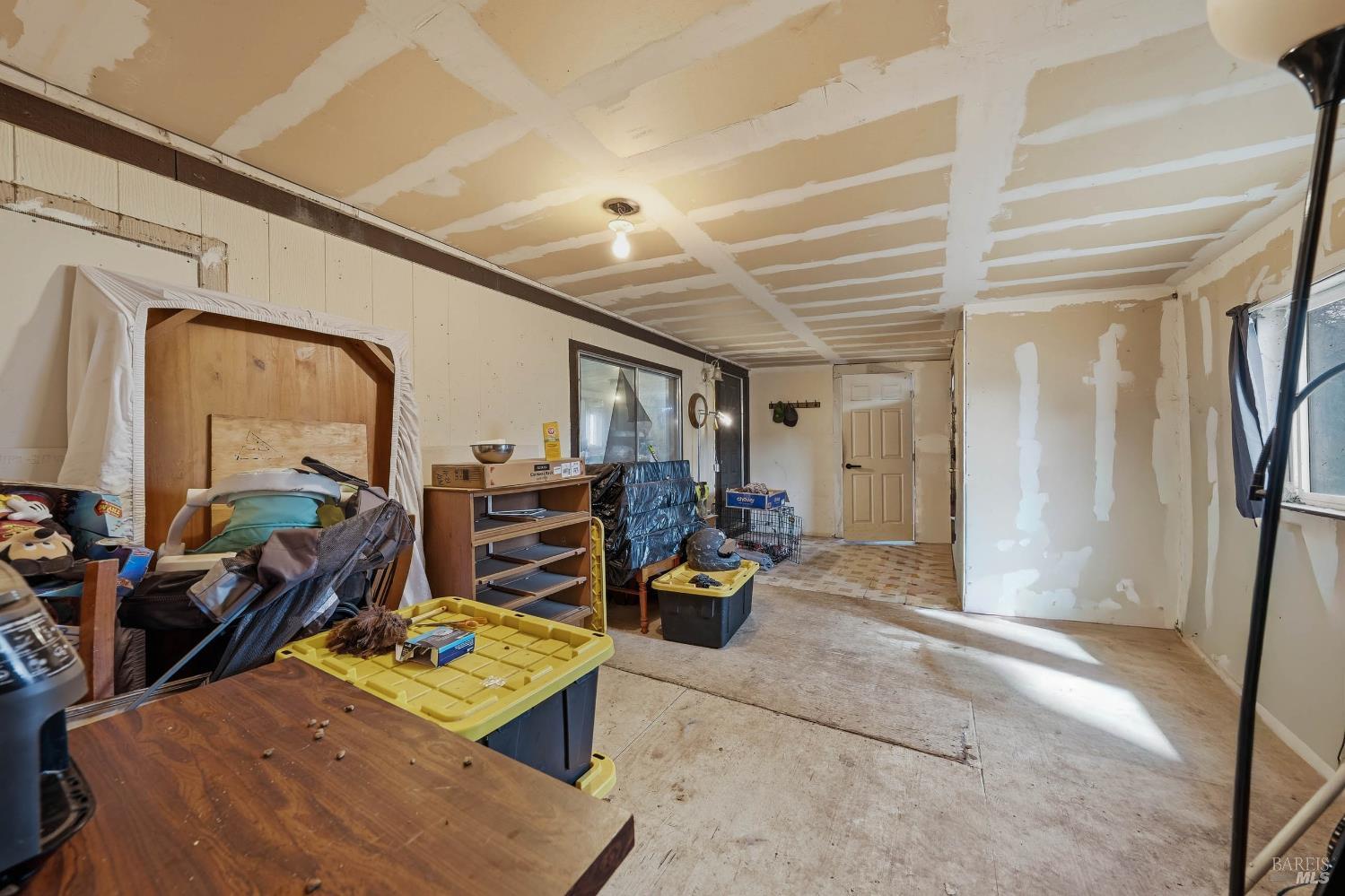 Detail Gallery Image 11 of 30 For 3393 Green Ave, Clearlake,  CA 95422 - 3 Beds | 2 Baths