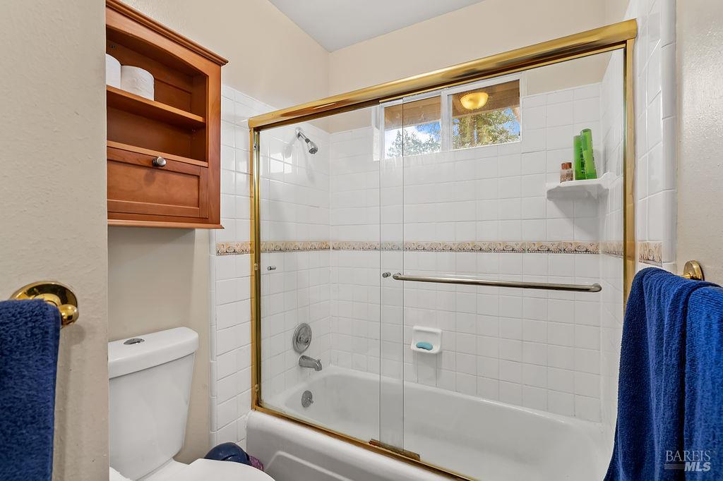 Detail Gallery Image 31 of 49 For 2336 Greenbriar Way, Santa Rosa,  CA 95409 - 3 Beds | 2 Baths