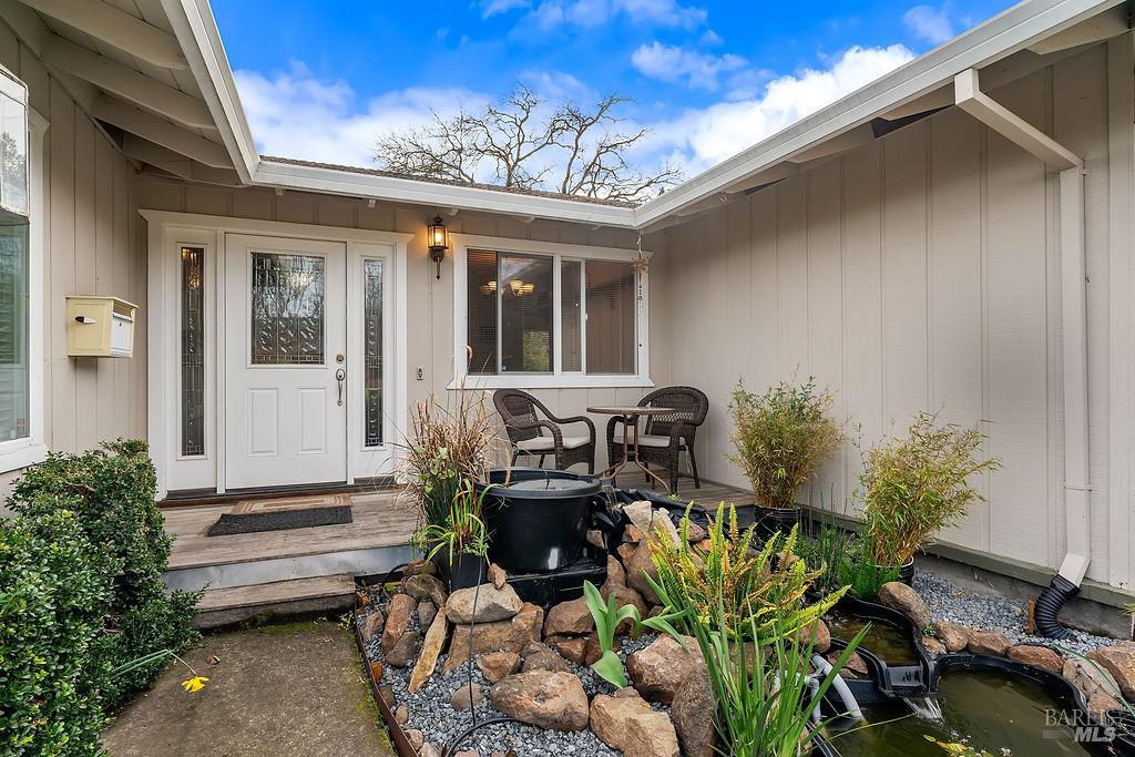 Detail Gallery Image 12 of 49 For 2336 Greenbriar Way, Santa Rosa,  CA 95409 - 3 Beds | 2 Baths