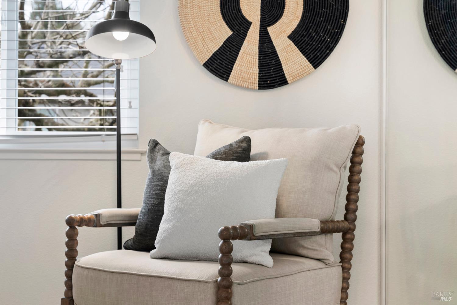 Detail Gallery Image 12 of 33 For 360 Twin Lakes Dr, Santa Rosa,  CA 95409 - 2 Beds | 2 Baths