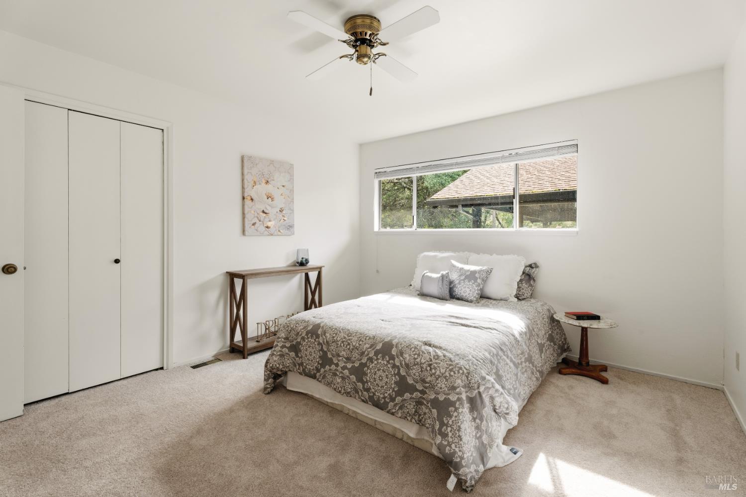 Detail Gallery Image 13 of 30 For 1261 Deerwood Dr, Ukiah,  CA 95482 - 4 Beds | 3 Baths