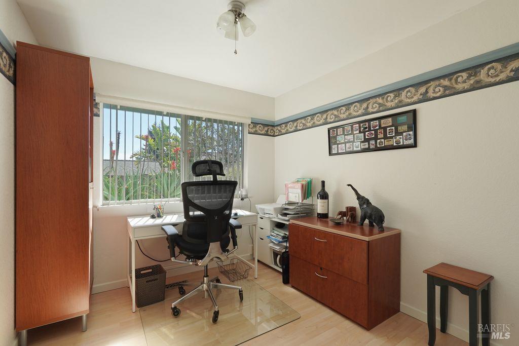 Detail Gallery Image 17 of 46 For 1000 Topsail Dr, Vallejo,  CA 94591 - 4 Beds | 2 Baths