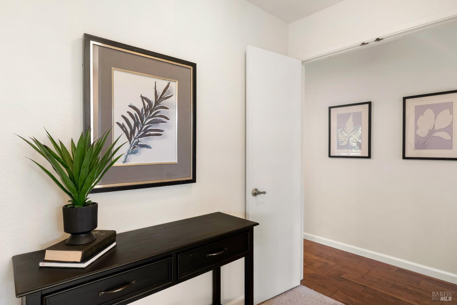 Detail Gallery Image 16 of 33 For 360 Twin Lakes Dr, Santa Rosa,  CA 95409 - 2 Beds | 2 Baths