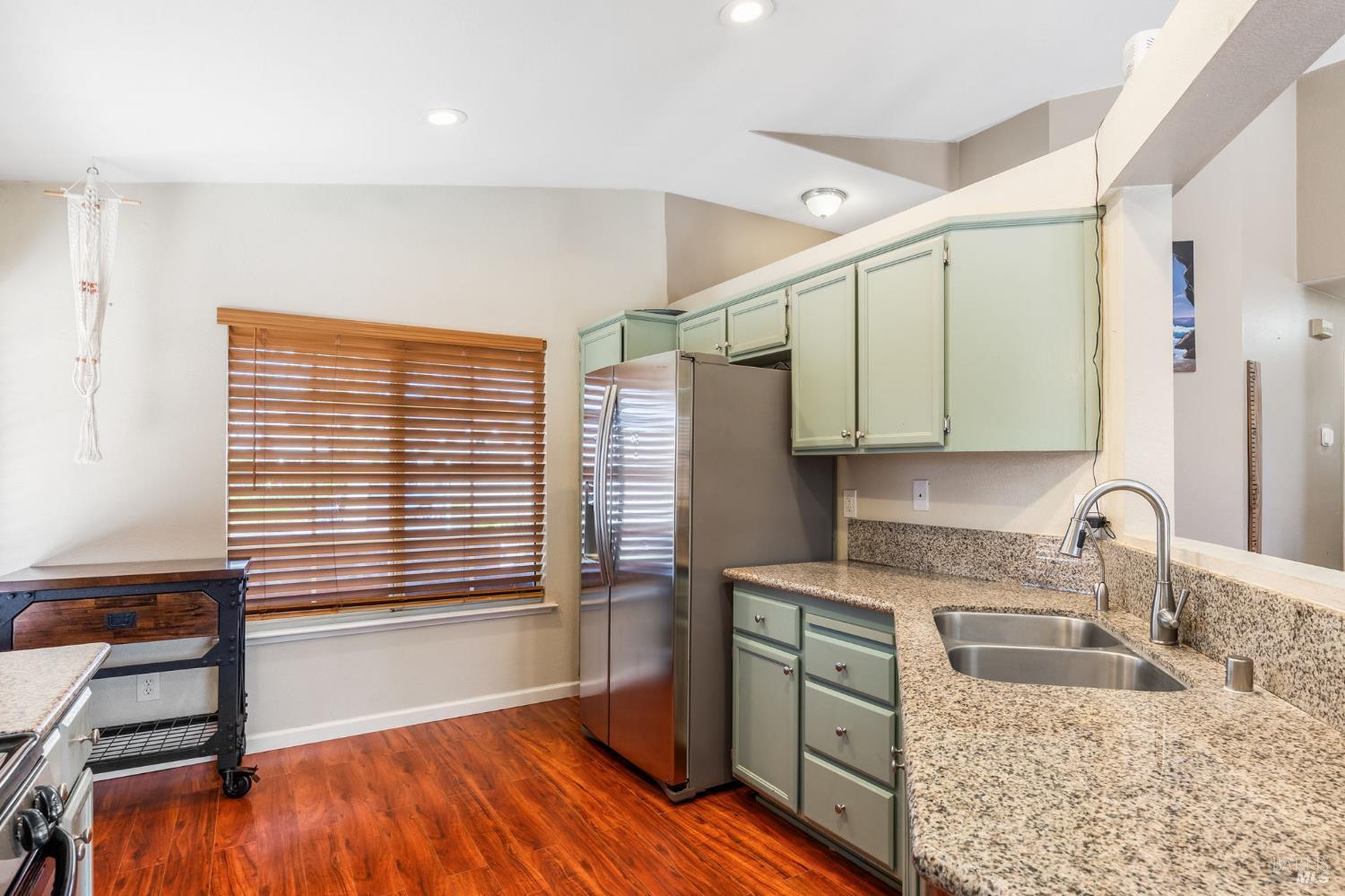 Detail Gallery Image 13 of 34 For 1695 Marenda Dr, Dixon,  CA 95620 - 3 Beds | 2 Baths