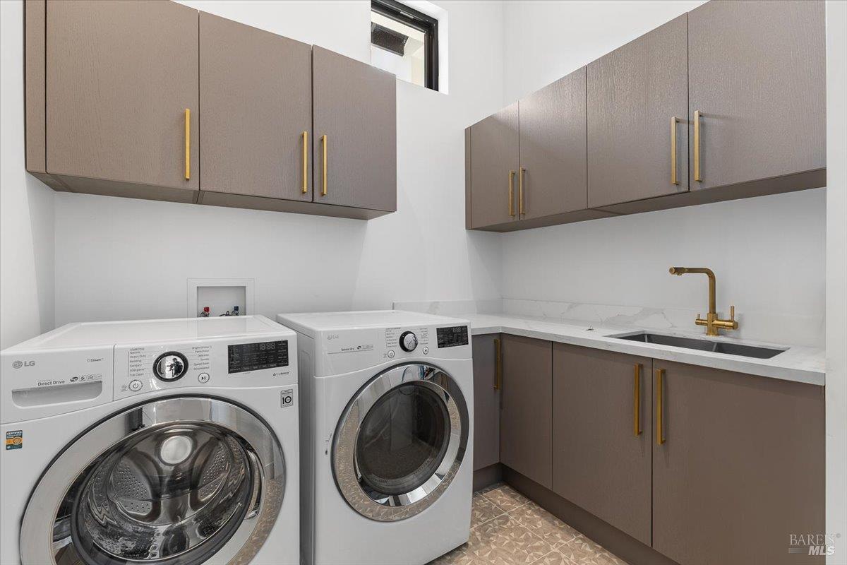 Detail Gallery Image 30 of 75 For 3623 Crescent Cir, Santa Rosa,  CA 95403 - 4 Beds | 5 Baths