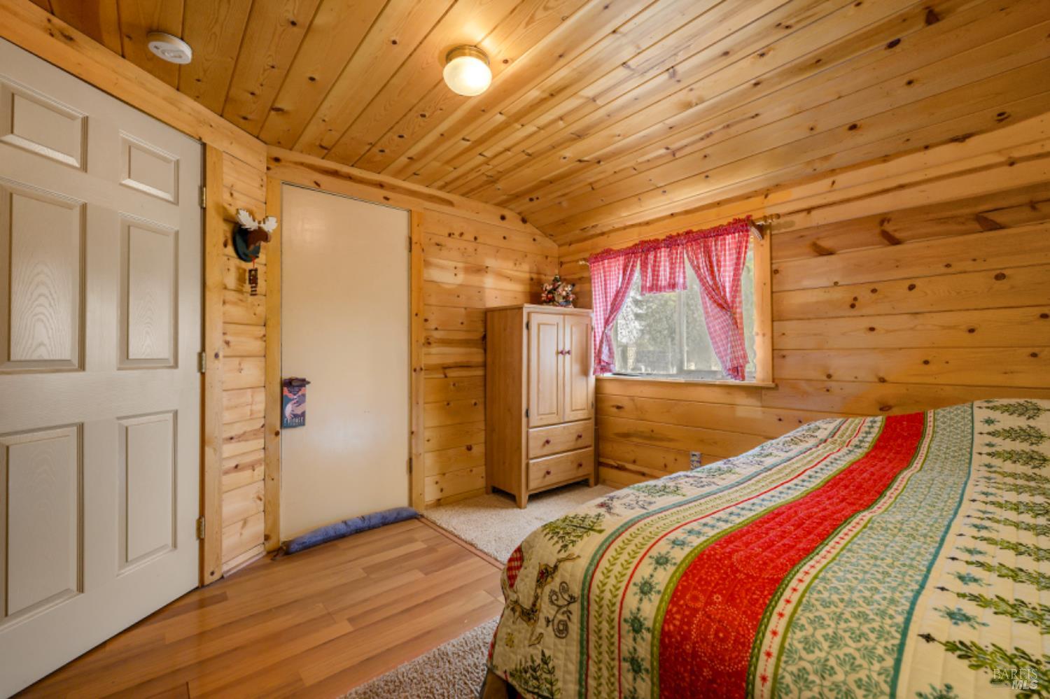 Detail Gallery Image 19 of 40 For 5454 Hall Rd, Santa Rosa,  CA 95401 - 3 Beds | 1/1 Baths