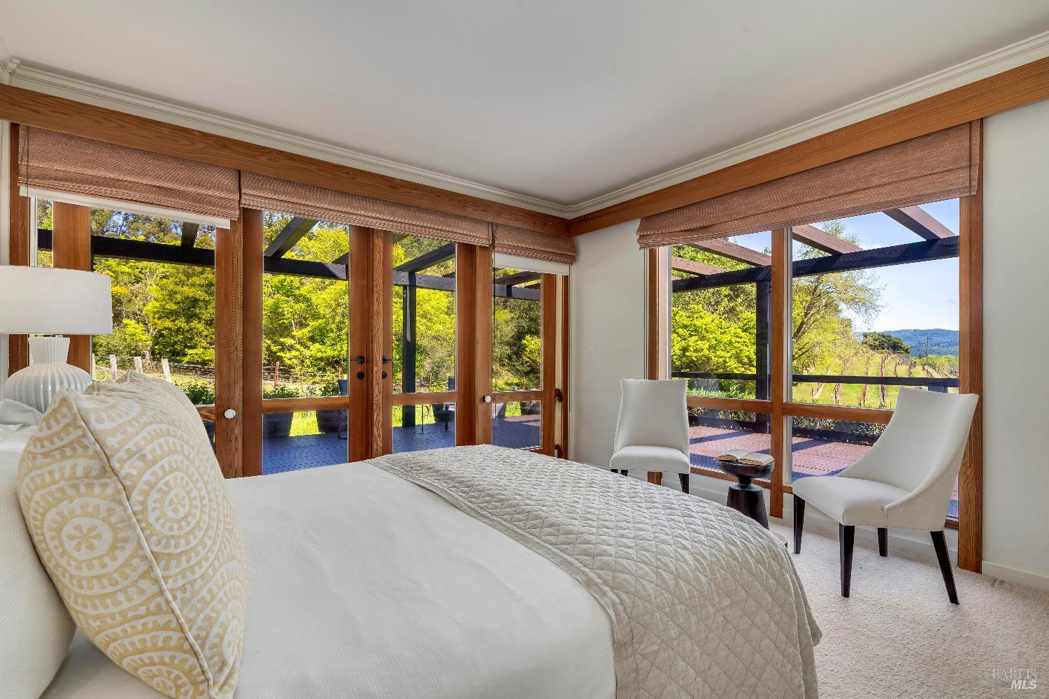 Detail Gallery Image 28 of 68 For 1626 Whitehall Ln, Saint Helena,  CA 94574 - 5 Beds | 7/1 Baths