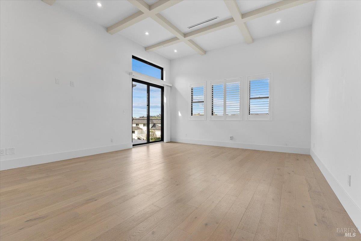 Detail Gallery Image 22 of 75 For 3623 Crescent Cir, Santa Rosa,  CA 95403 - 4 Beds | 5 Baths