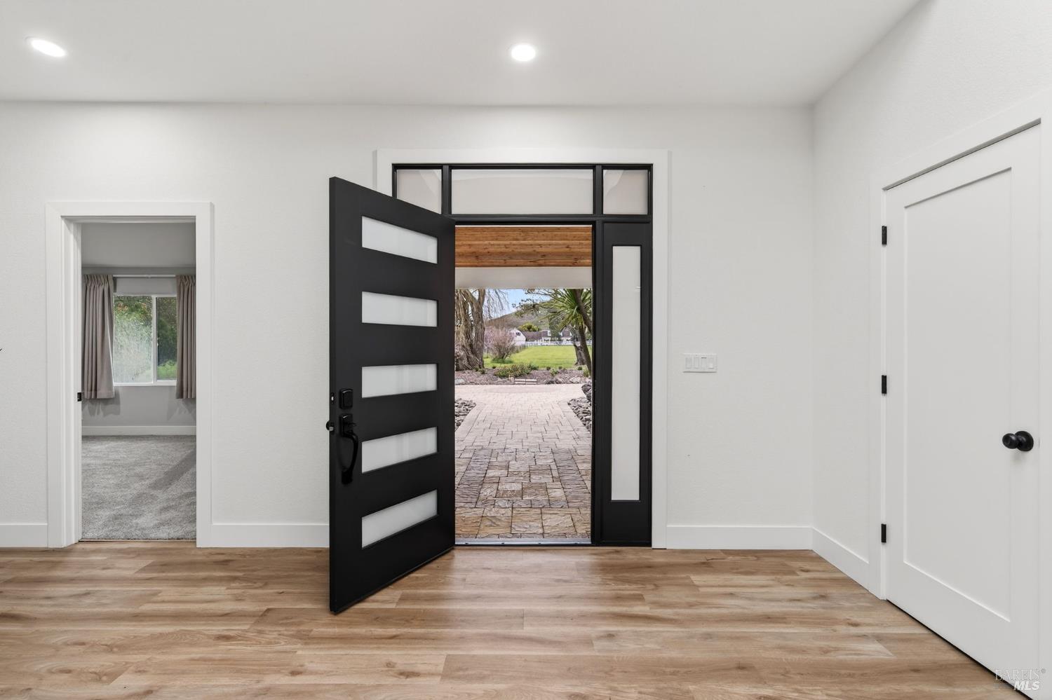 Detail Gallery Image 8 of 69 For 3534 Spurs Trl, American Canyon,  CA 94503 - 4 Beds | 2 Baths