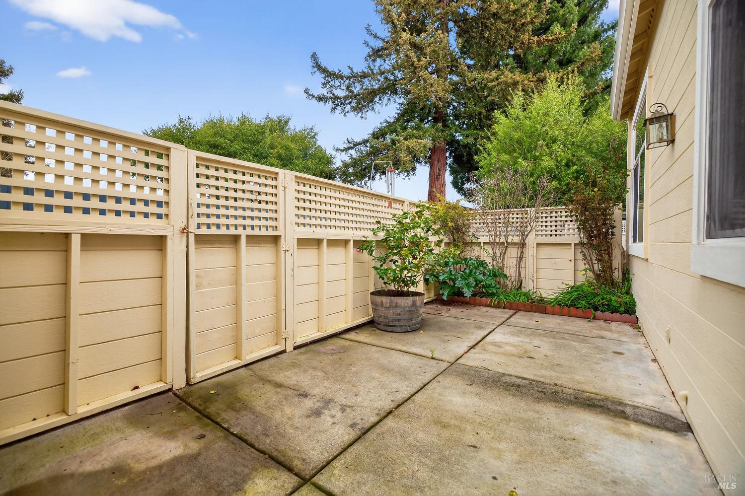 Detail Gallery Image 15 of 65 For 6539 Pine Valley Dr, Santa Rosa,  CA 95409 - 3 Beds | 2 Baths