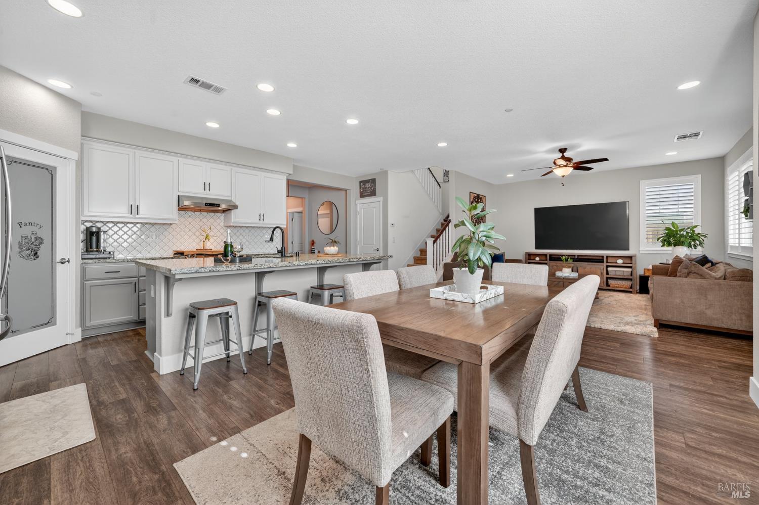 Detail Gallery Image 10 of 31 For 4273 Carnegie Ct, Fairfield,  CA 94534 - 5 Beds | 3 Baths