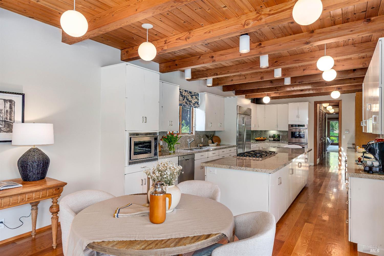 Detail Gallery Image 20 of 68 For 1626 Whitehall Ln, Saint Helena,  CA 94574 - 5 Beds | 7/1 Baths